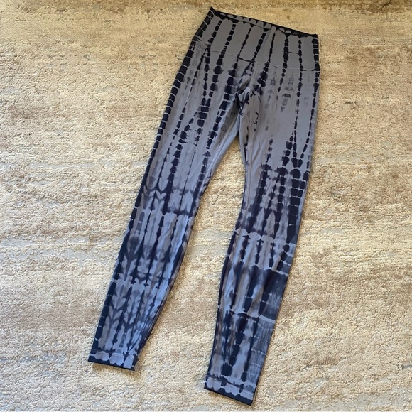 lululemon Wunder Under High rise Vert Shabori Tie Dye Tights Leggings Yoga: 6 - Picture 2 of 10